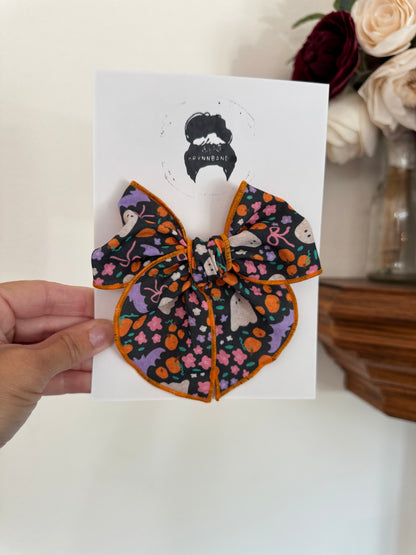 Bats & Pink Bows Fable Bow