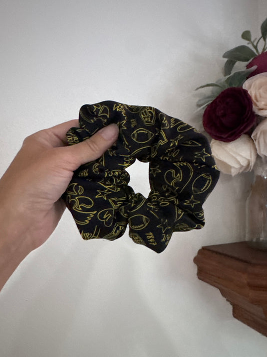 Hawks Scrunchie, Black