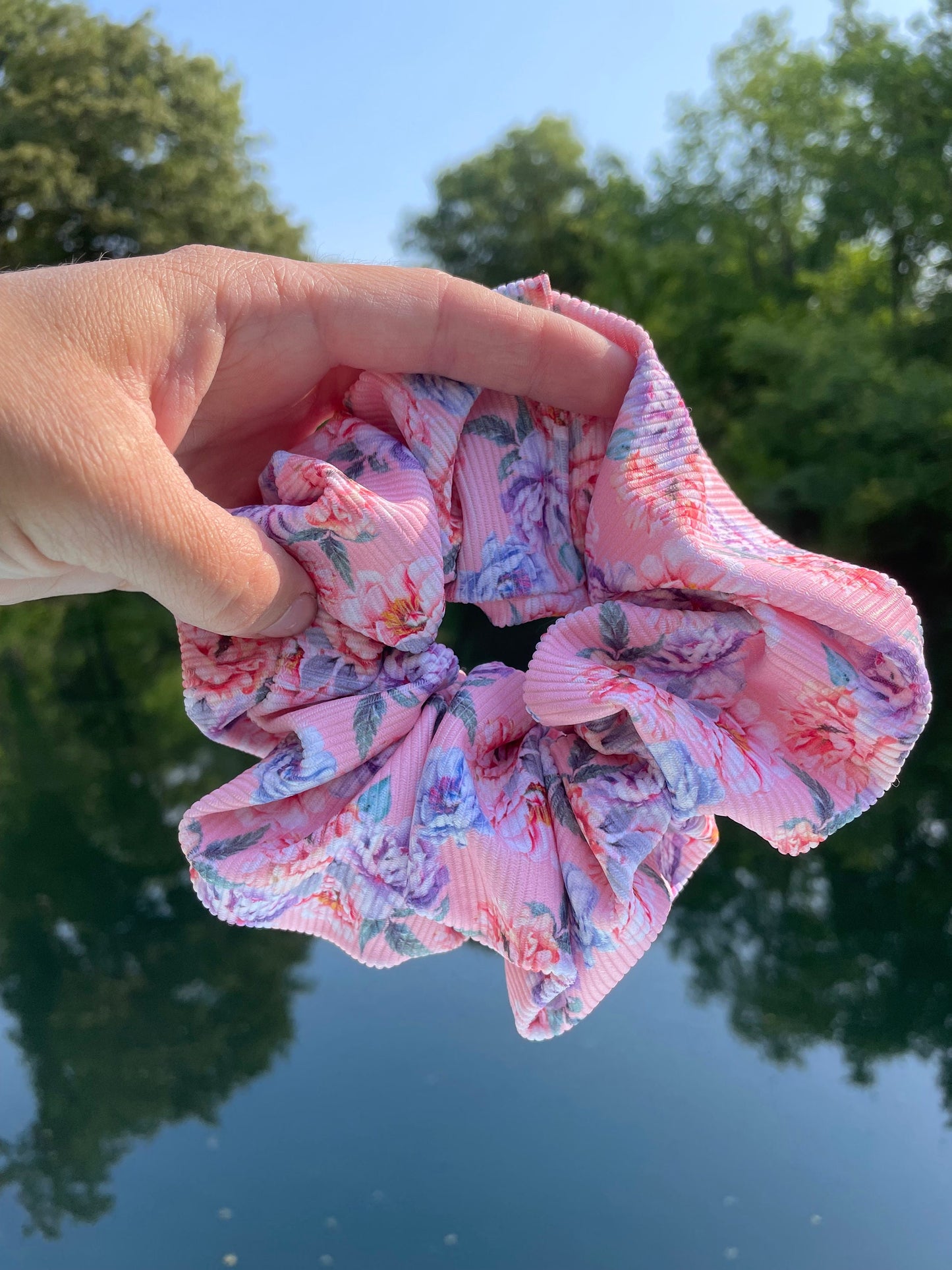 Floral Ribbed SWIM Scrunchie, Oversized Scrunchie, Jumbo Scrunchie, Brynnbands,, 90s Scrunchie, Pool Scrunchie