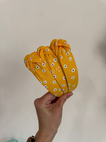 Daisy Headband, Yellow Daisies, Chiffon Top Knot Headband, Brynnbands, Hard Headband, Knotted Headband, Top Knot