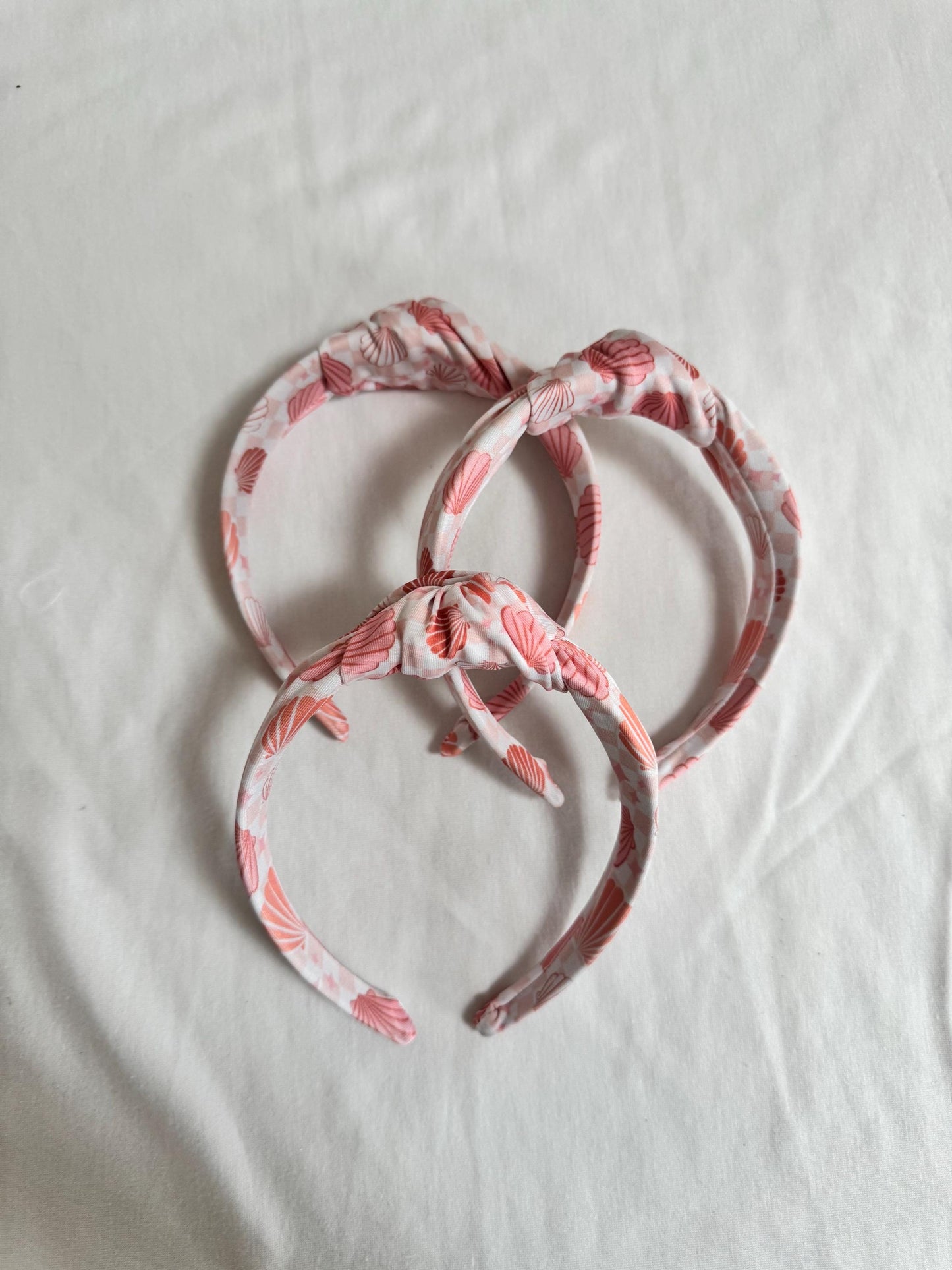 Seashells Knot Headband: Flexible Fit,