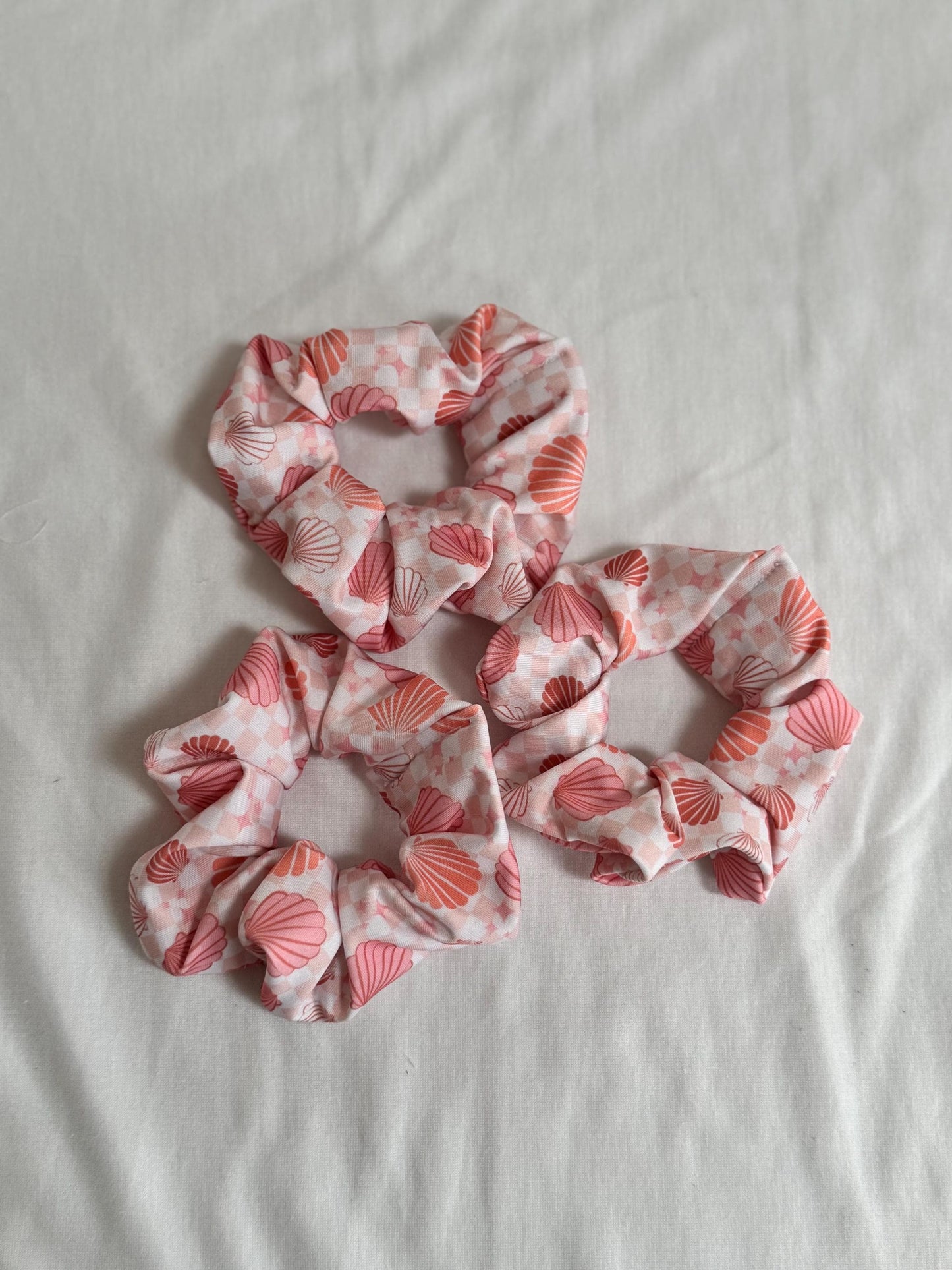 Seashells SWIM Scrunchie, Pool Scrunchie, Swimsuit Scrunchie, Water Scrunchie, Water Absorbent Scrunchie, Brynnbands,