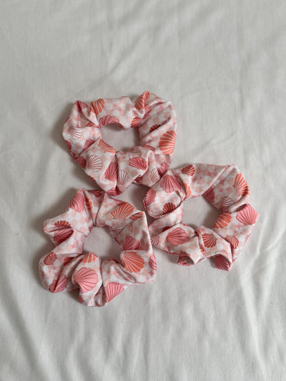Seashells SWIM Scrunchie, Pool Scrunchie, Swimsuit Scrunchie, Water Scrunchie, Water Absorbent Scrunchie, Brynnbands,