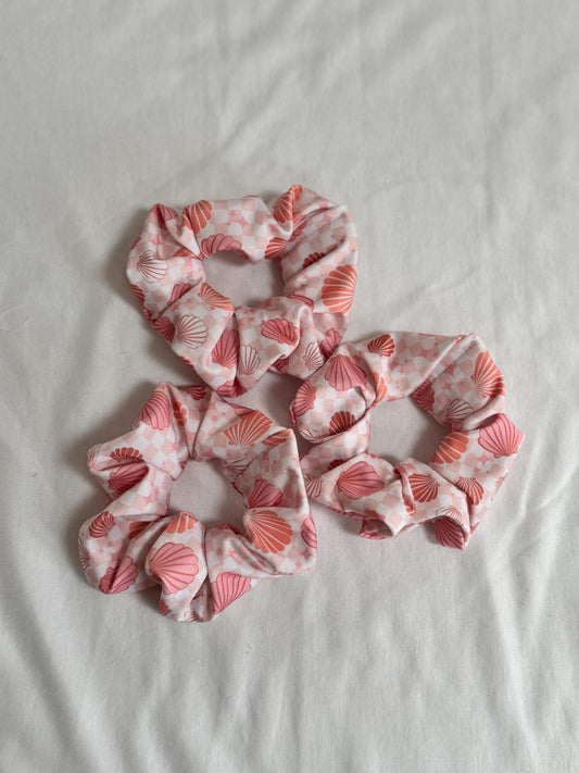 Seashells SWIM Scrunchie, Pool Scrunchie, Swimsuit Scrunchie, Water Scrunchie, Water Absorbent Scrunchie, Brynnbands,