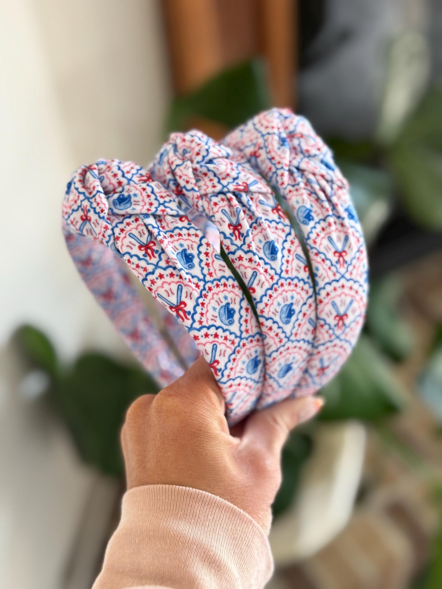 Baseball Headband, Baseball Scallops, Top Knot, Baseball Headband, Brynnbands, Hard Headband, Knotted Headband, Baseball Mama, Headband