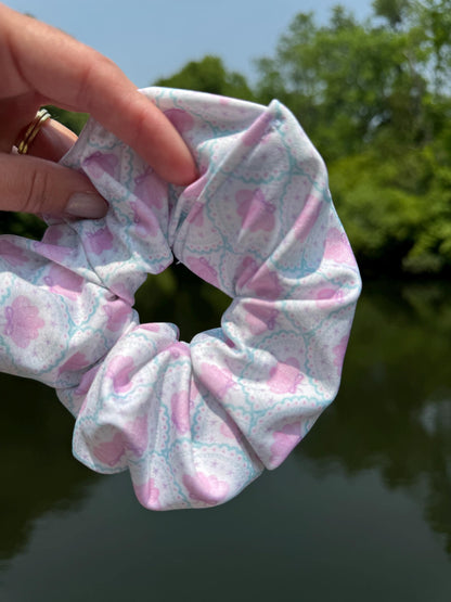 Seashell Swim Scrunchie: Oversized Hair Tie