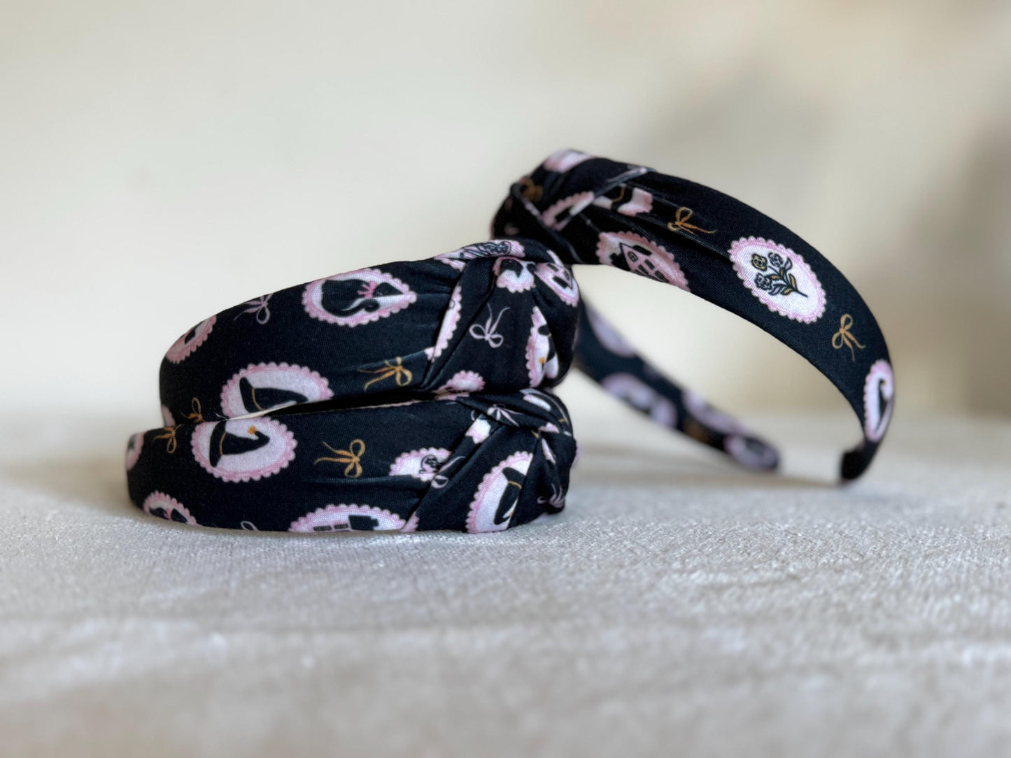 Black Cats Headband, Halloween Headbands, Spooky Headbands, Top Knot Headband, Brynnbands, Hard Headband, Knotted Headband, Fall Hair