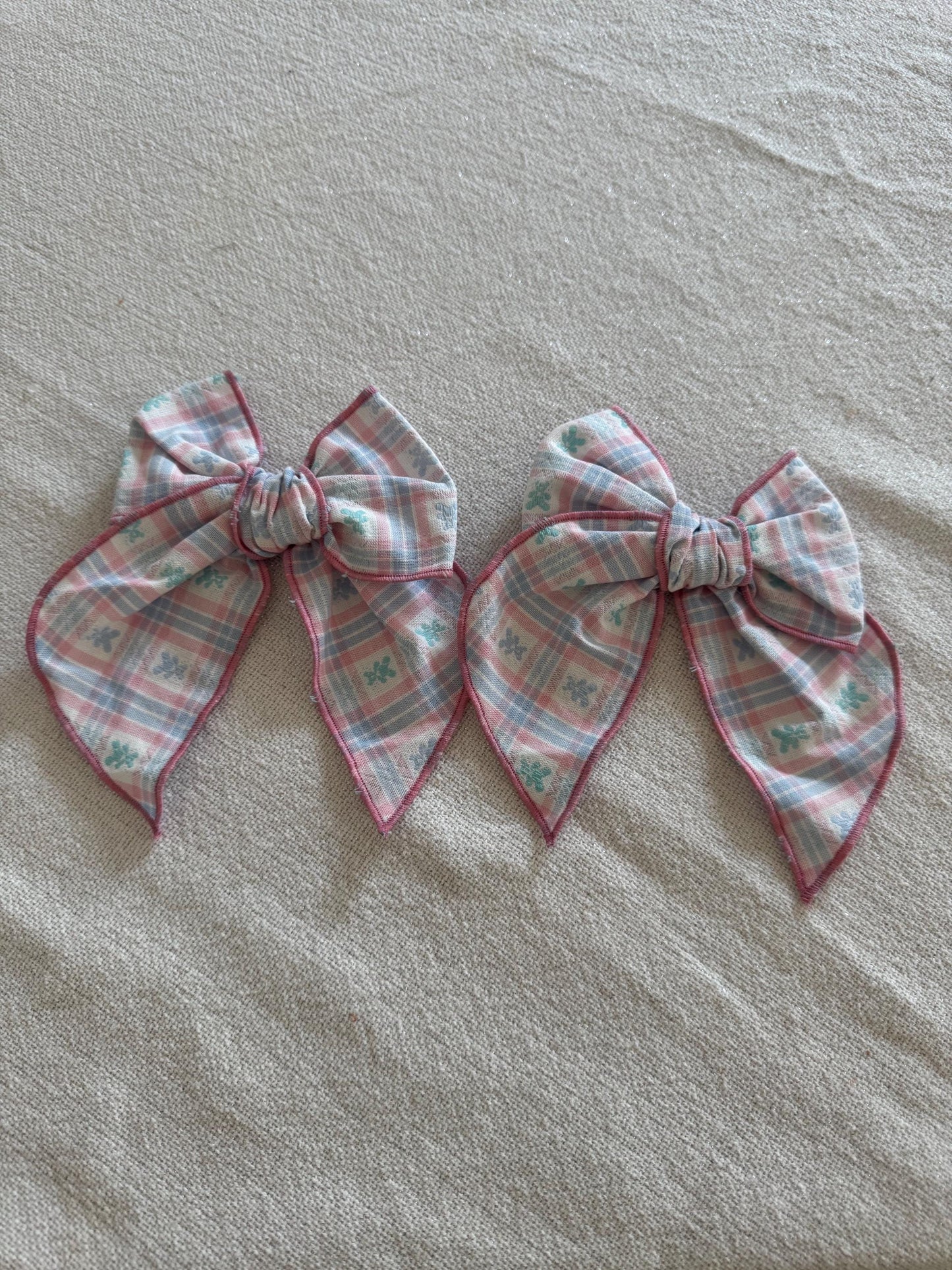 VINTAGE Teddy Bear Fable Bows, Bow Hair Clip, Barrette Hair Clip, Soft Hair Clip, Vintage Clip, Barrette, Brynnbands