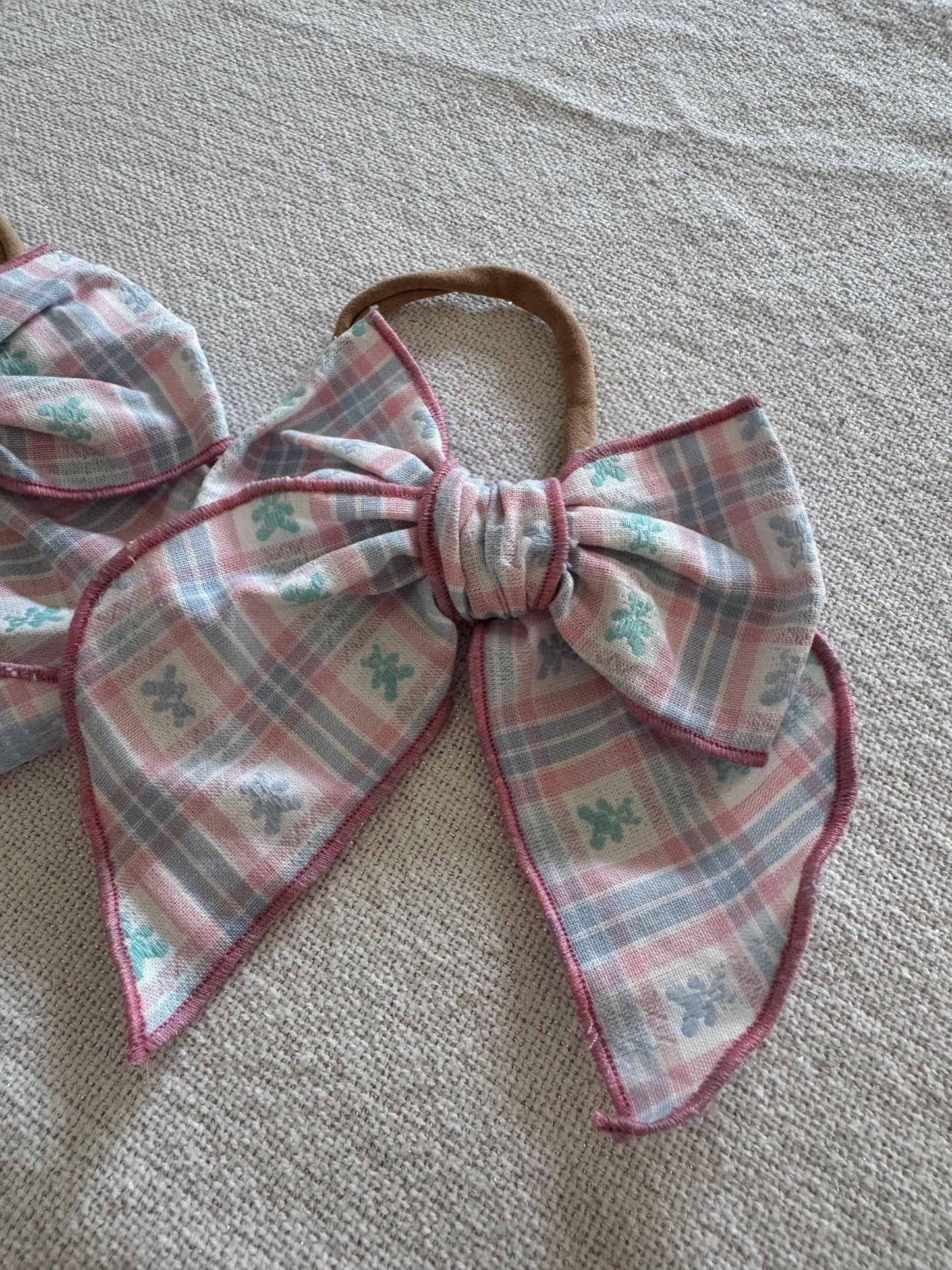 VINTAGE Teddy Bear Fable Bows, Bow Hair Clip, Barrette Hair Clip, Soft Hair Clip, Vintage Clip, Barrette, Brynnbands