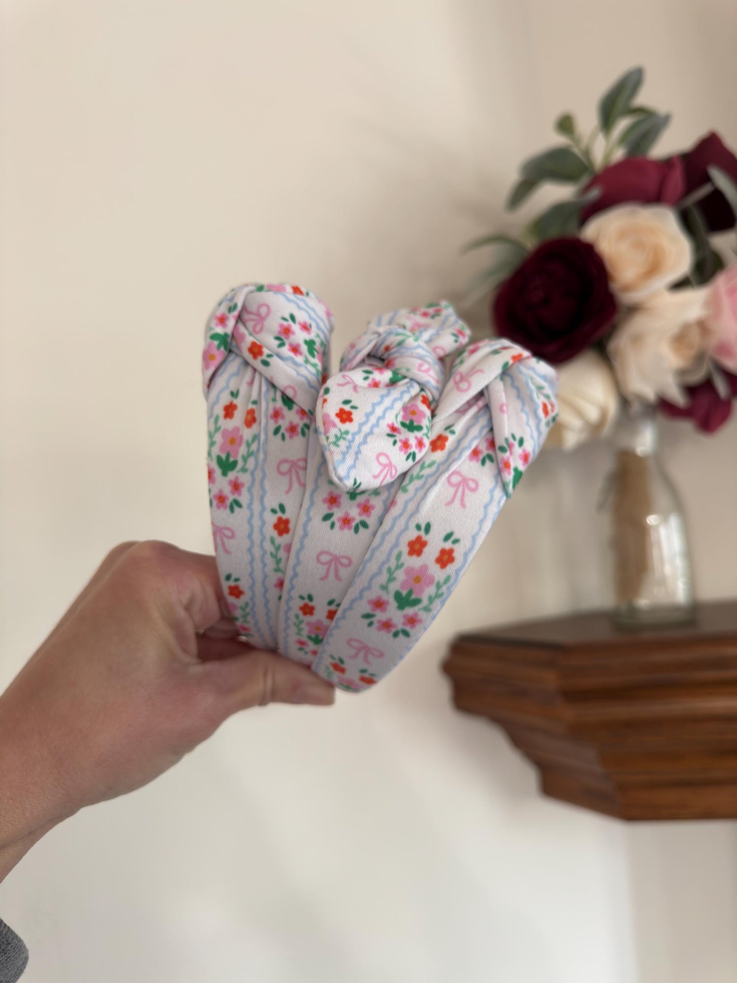 White Floral Hard Headband, Comfortable Knot Design
