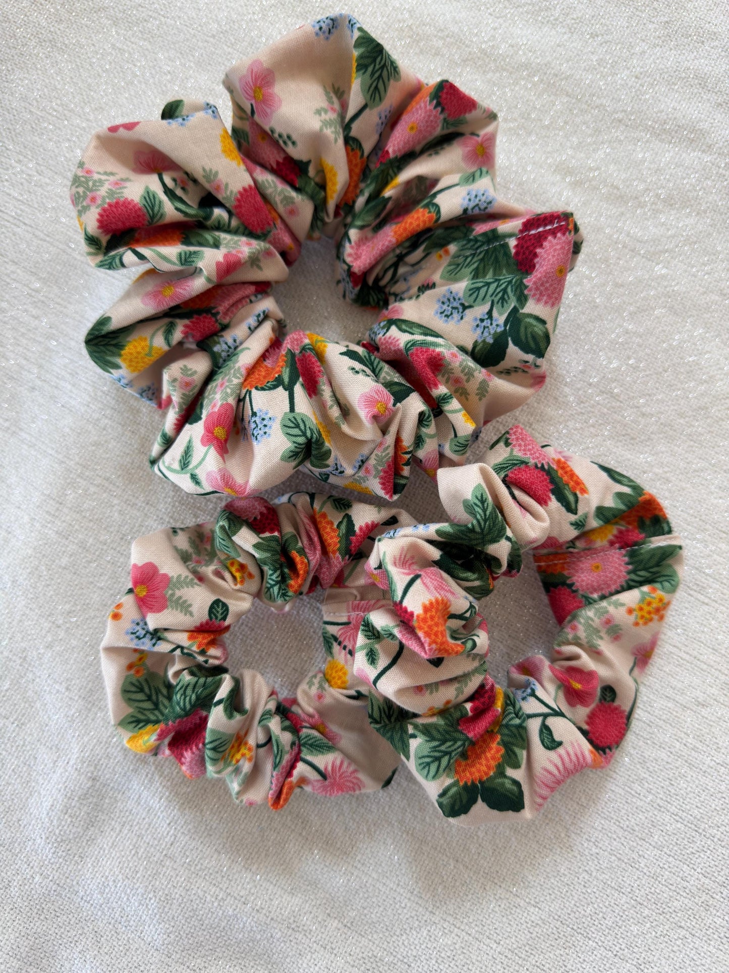 Rifle Paper Co Scrunchie, Dahlia Print Scrunchie, brynnbands