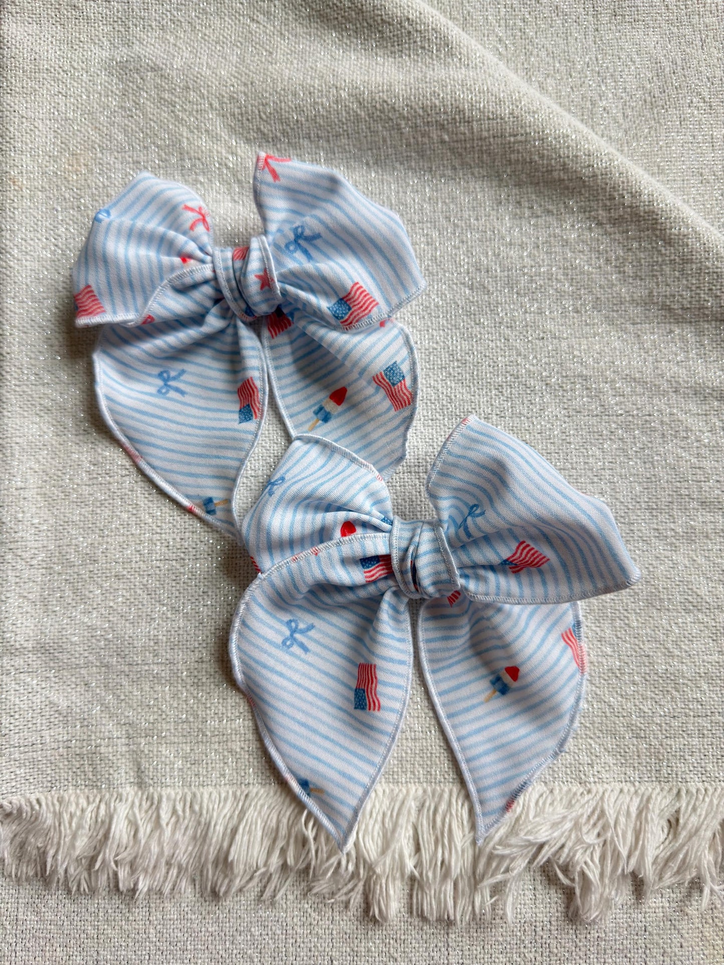 Bomb Pops fable Bow, Patriotic Bow, Brynnbands