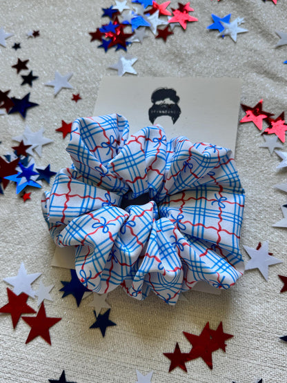 Bow Gingham Scrunchie: Patriotic Hair Accessory