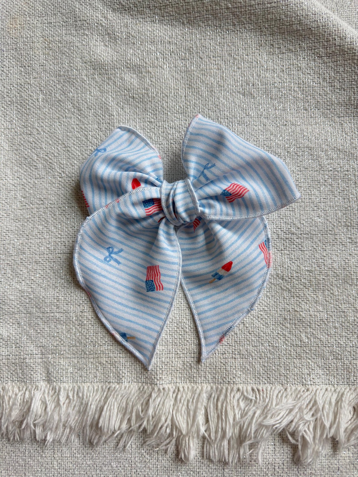 Bomb Pops fable Bow, Patriotic Bow, Brynnbands