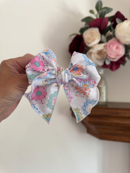 Faux Flower Garden Quilt Fable Bow