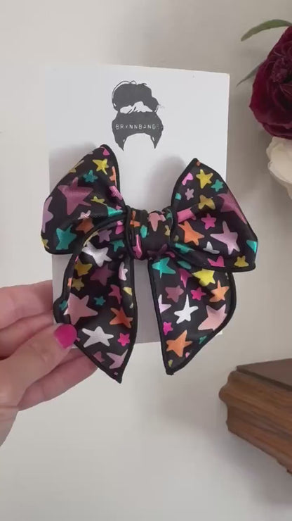 Stars Bow, Black Stars Fable Bow, Brynnbands, Bow for Girls